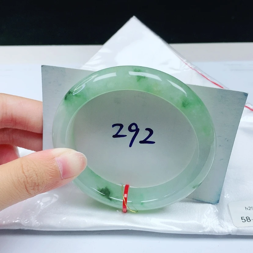 【闪购商品】翡翠手镯未镶嵌58圈