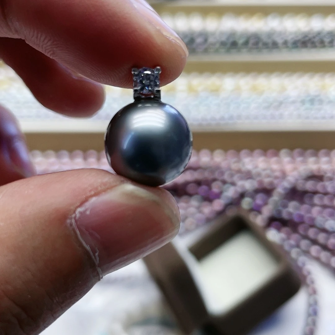 海水珍珠颈饰18K金镶嵌