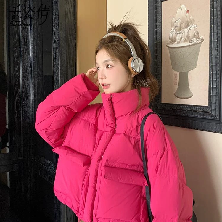 玫红色短款羽绒服女冬季2026新款时尚洋气减龄超好看多巴胺面包服