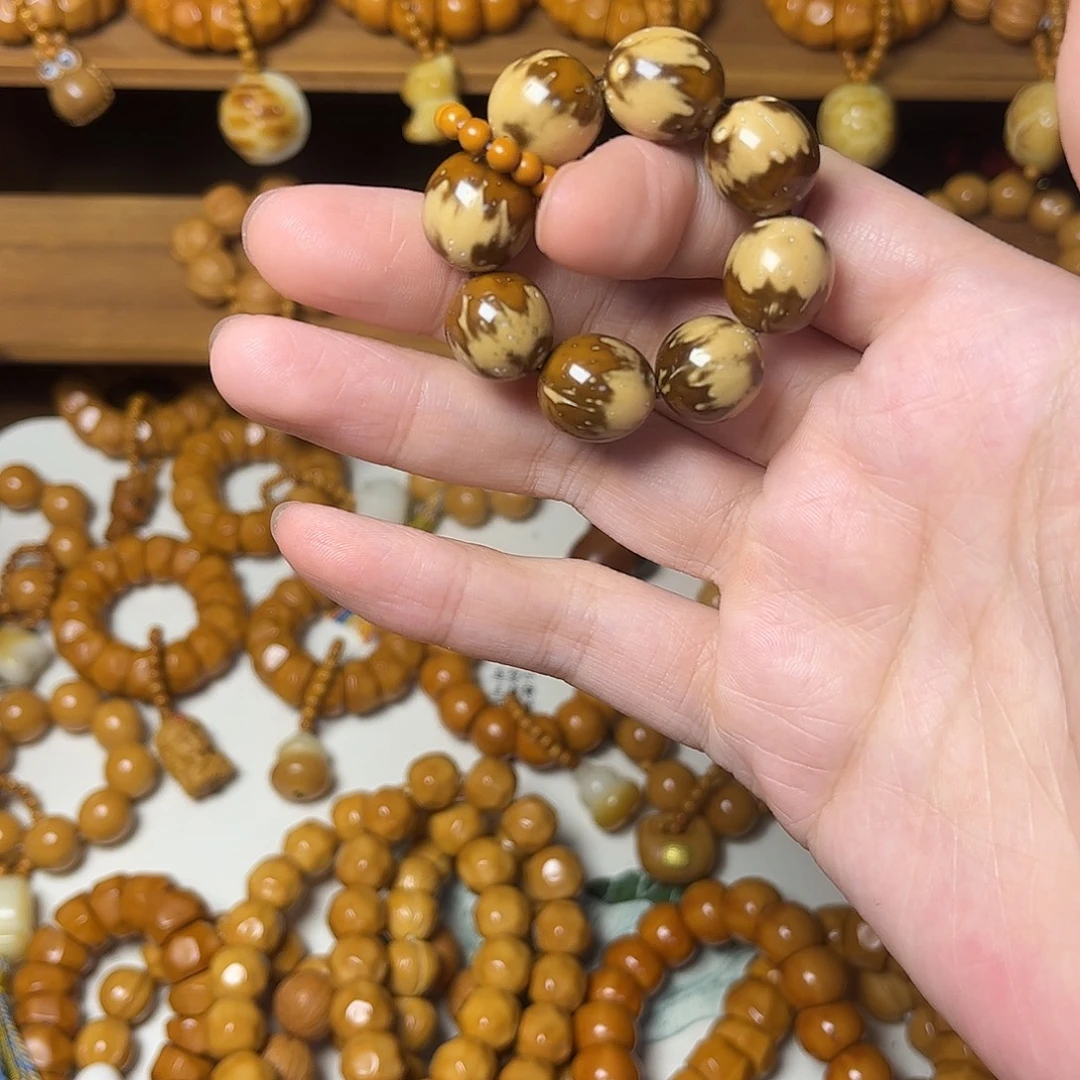 筱****非金属木质天然紫金鼠