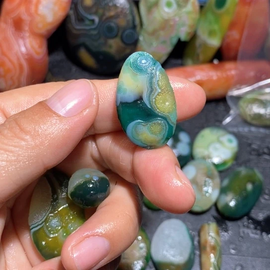 石英质玉珠宝半成品未镶嵌素****馆