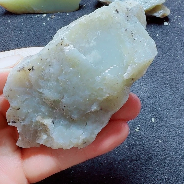 和田玉(糖玉)未镶嵌珠宝半成品