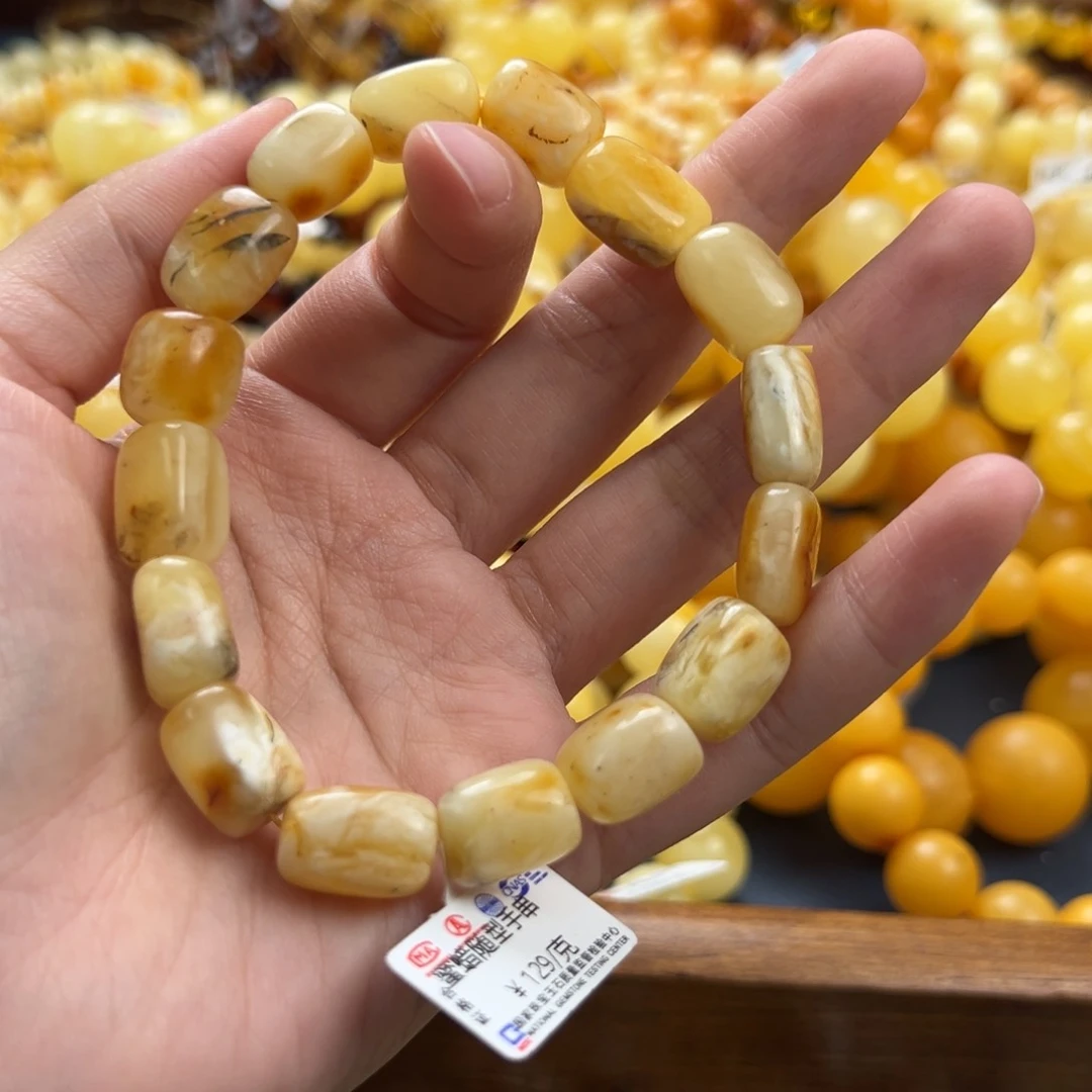 未镶嵌琥珀珠宝奇石