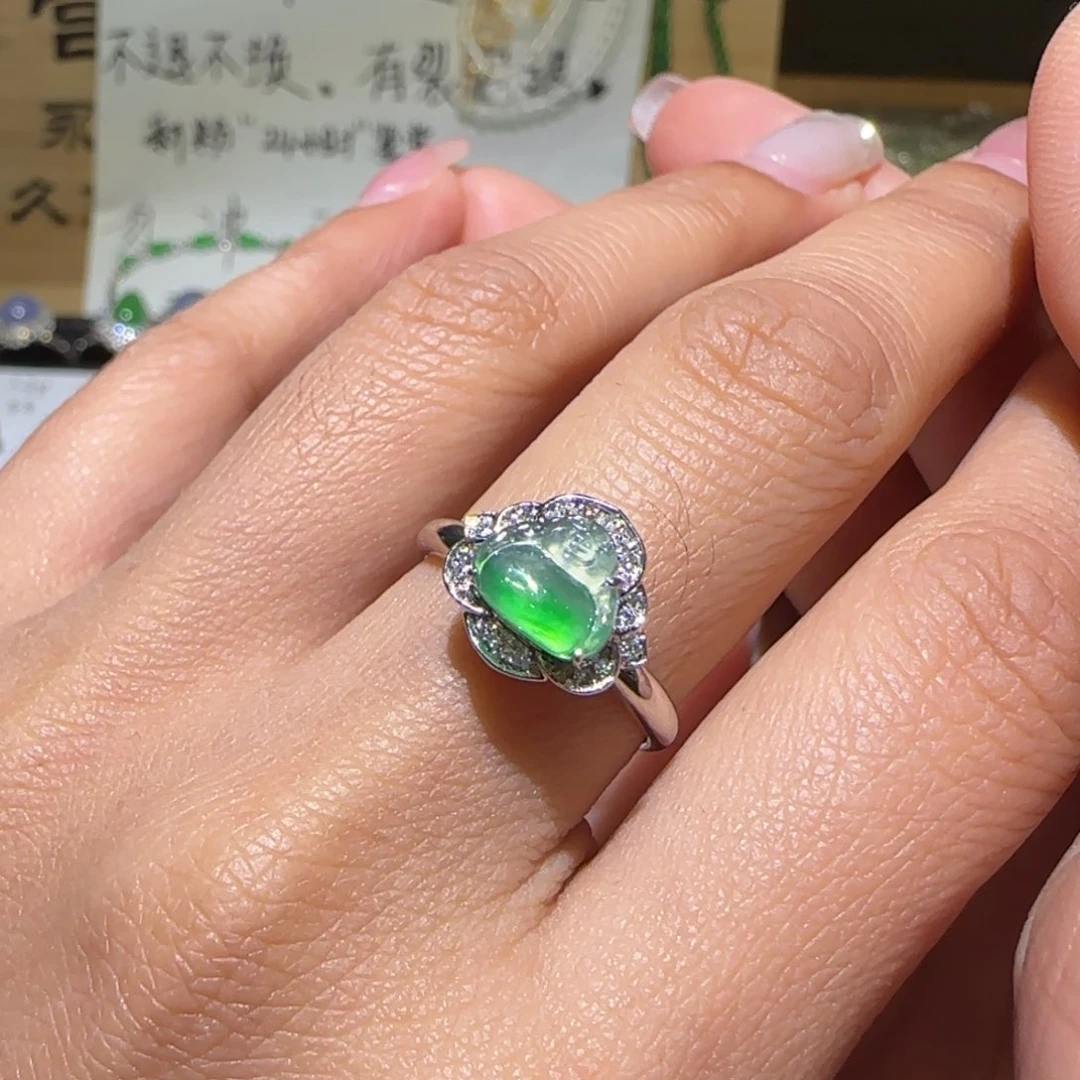【闪购商品】翡翠戒指18K金镶嵌缅甸
