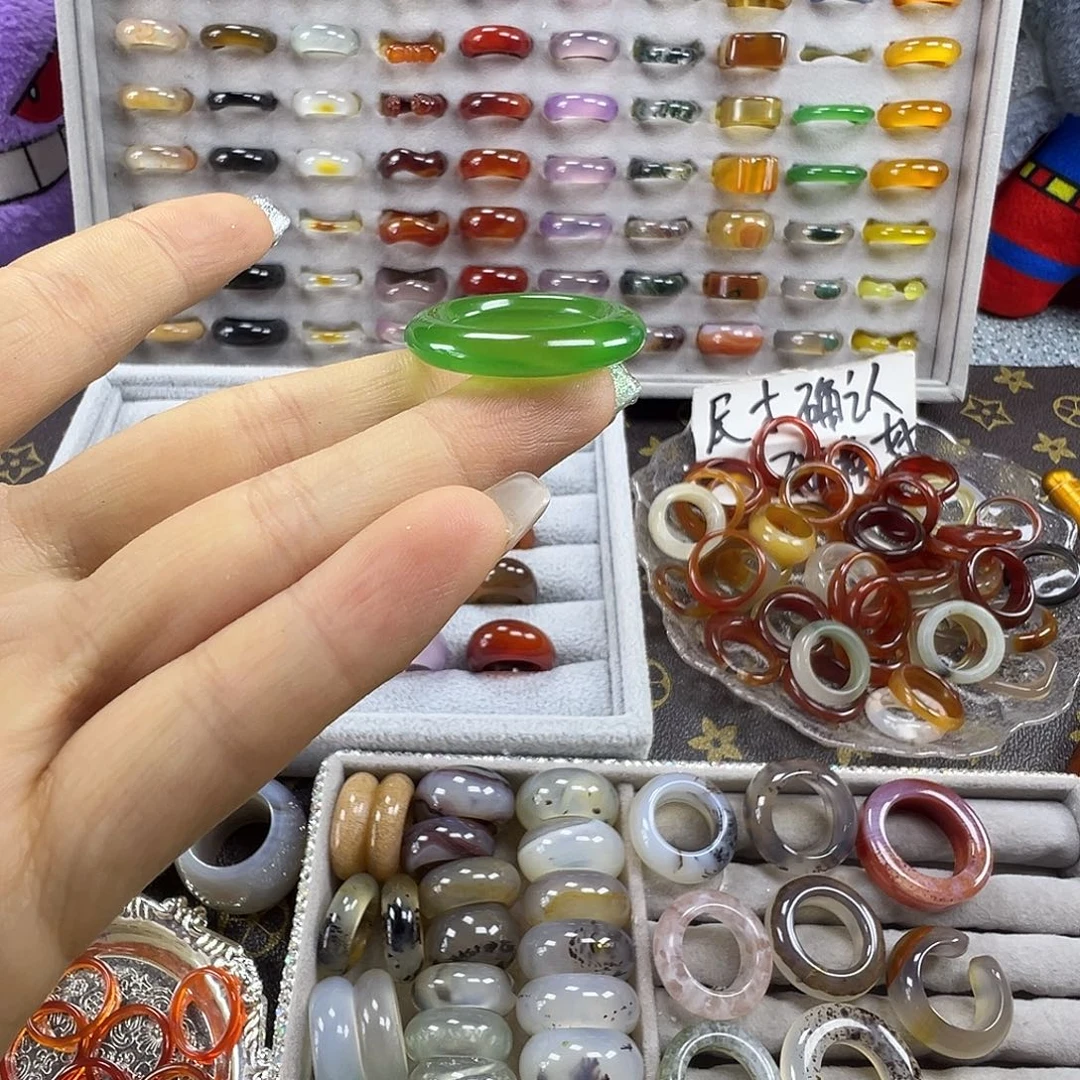玛瑙/玉髓未镶嵌戒圈A10不退换18.1港18