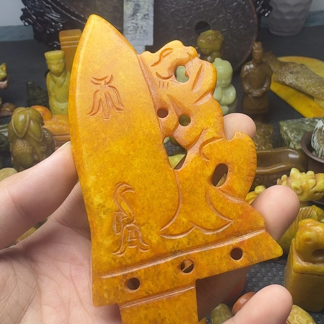 白玉菩提吊坠。。。