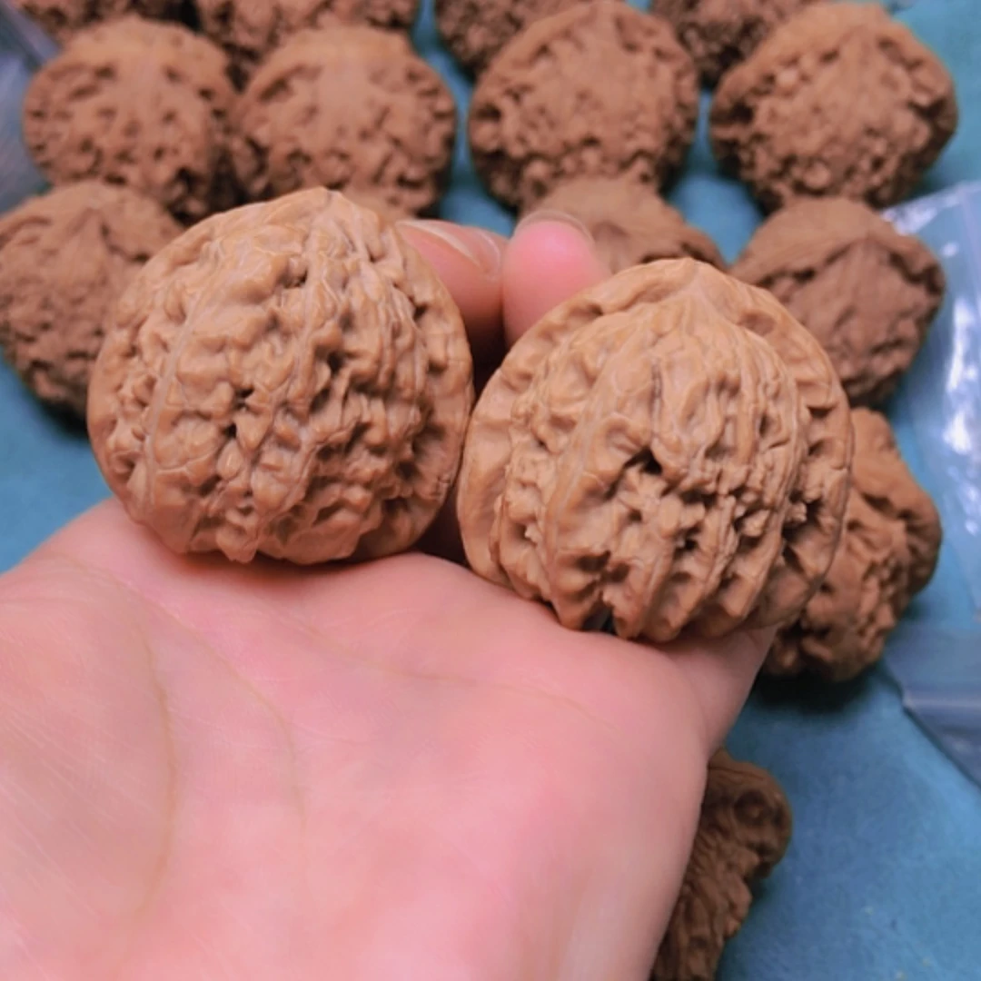 【闪购商品】摆件核桃37白狮子