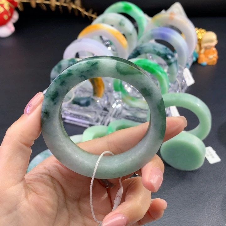 定制翡翠手镯未镶嵌幸**乐