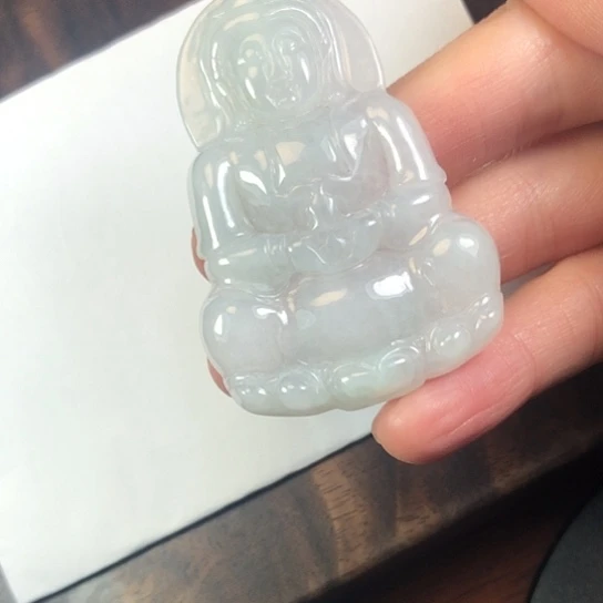 翡翠未镶嵌颈饰缅甸A货，每天下午1点半开播
