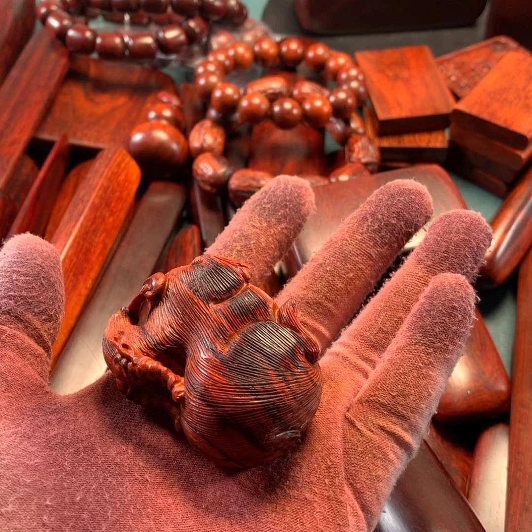 檀香紫檀（小叶紫檀）四**韵