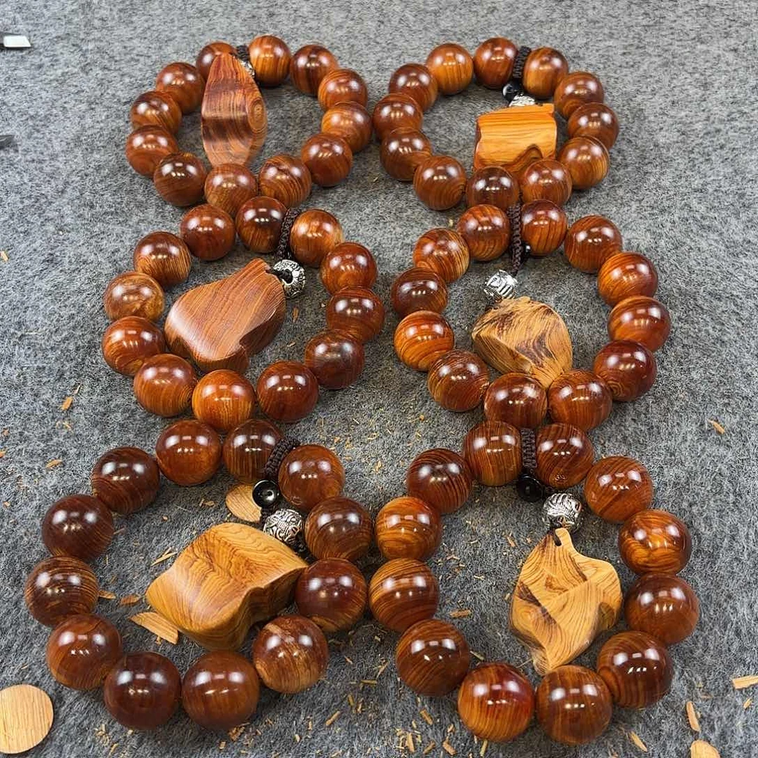 崖柏太行崖柏黑糖骨2.0头一档到手一条