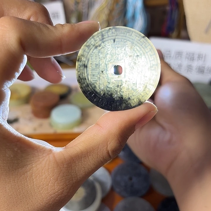 蛇纹石玉未镶嵌车挂