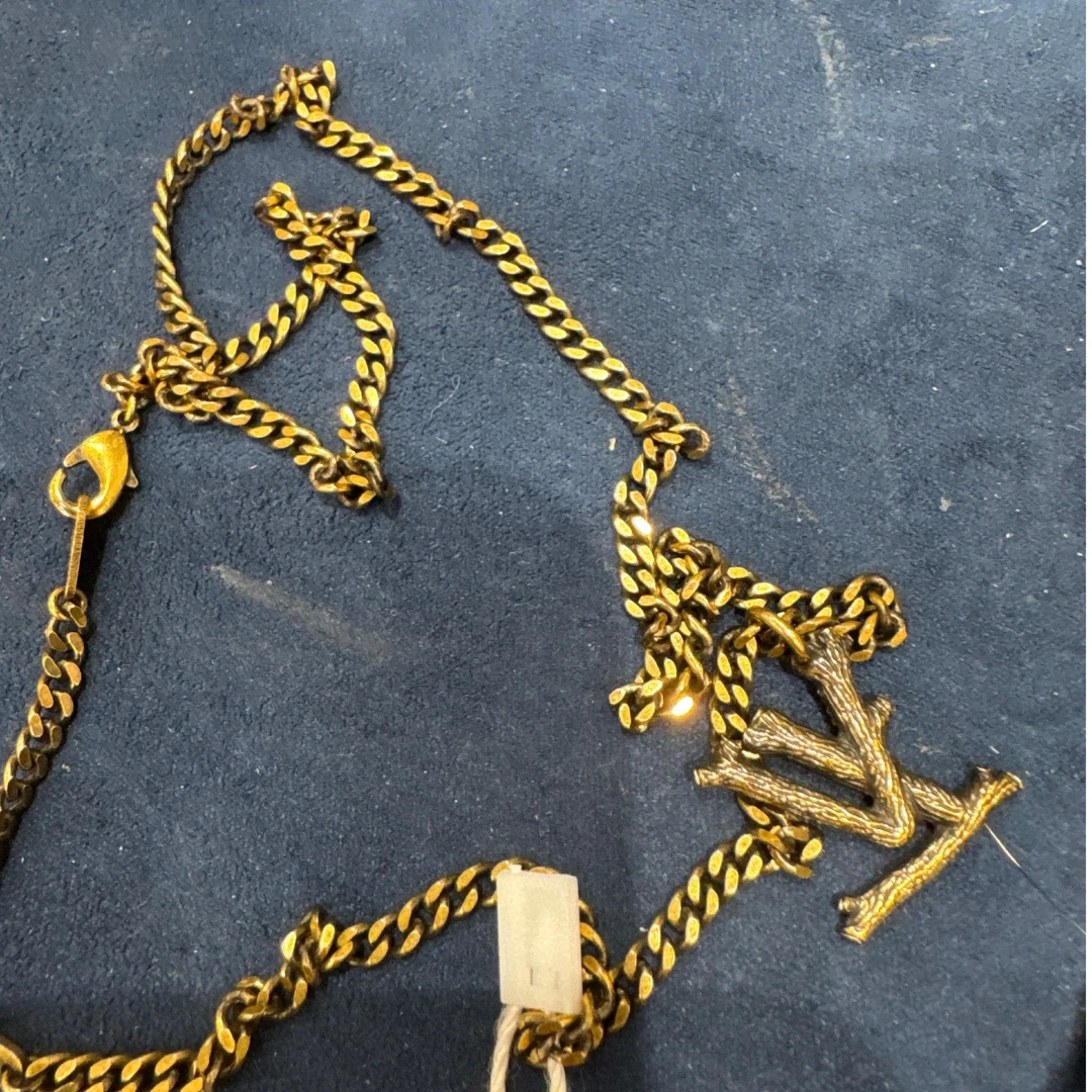 99新 LouisVuitton/路易威登 蔚蓝/复古金 字母项链