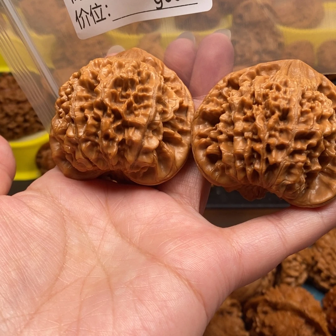泡***泡大叶紫檀（黑酸枝木类）