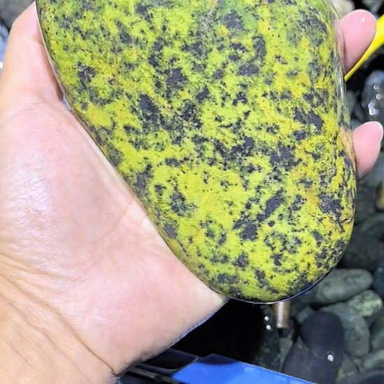 1***恒藏玉药王石原石一个