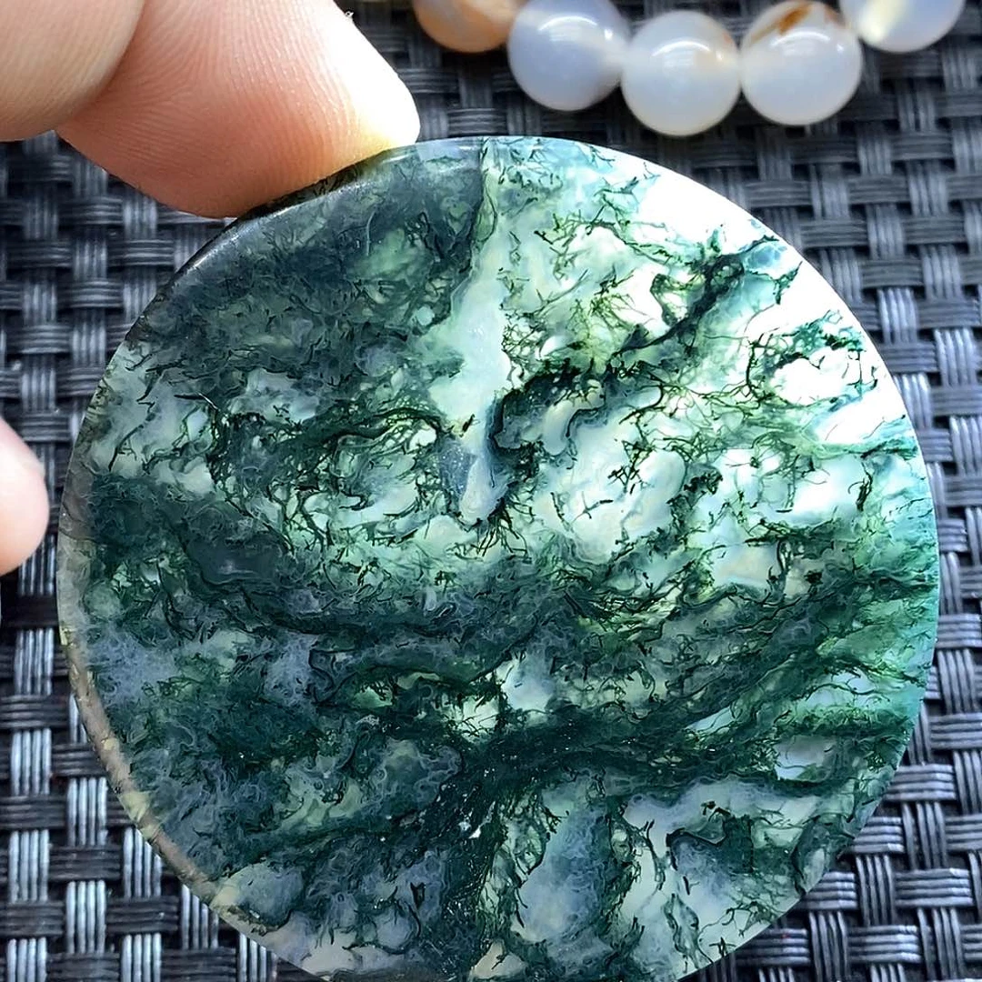玛瑙/玉髓颈饰未镶嵌润****俊