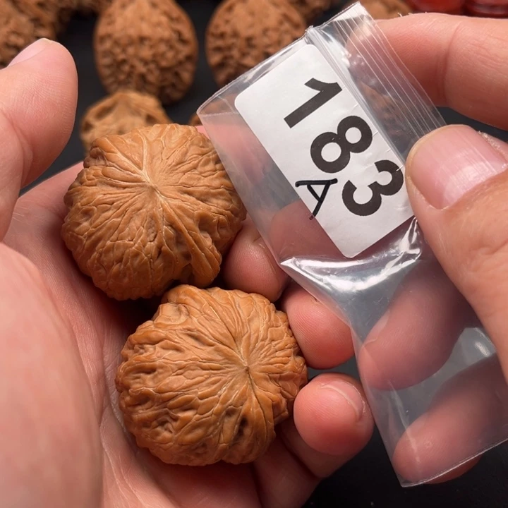 桃核把件铁锤40个