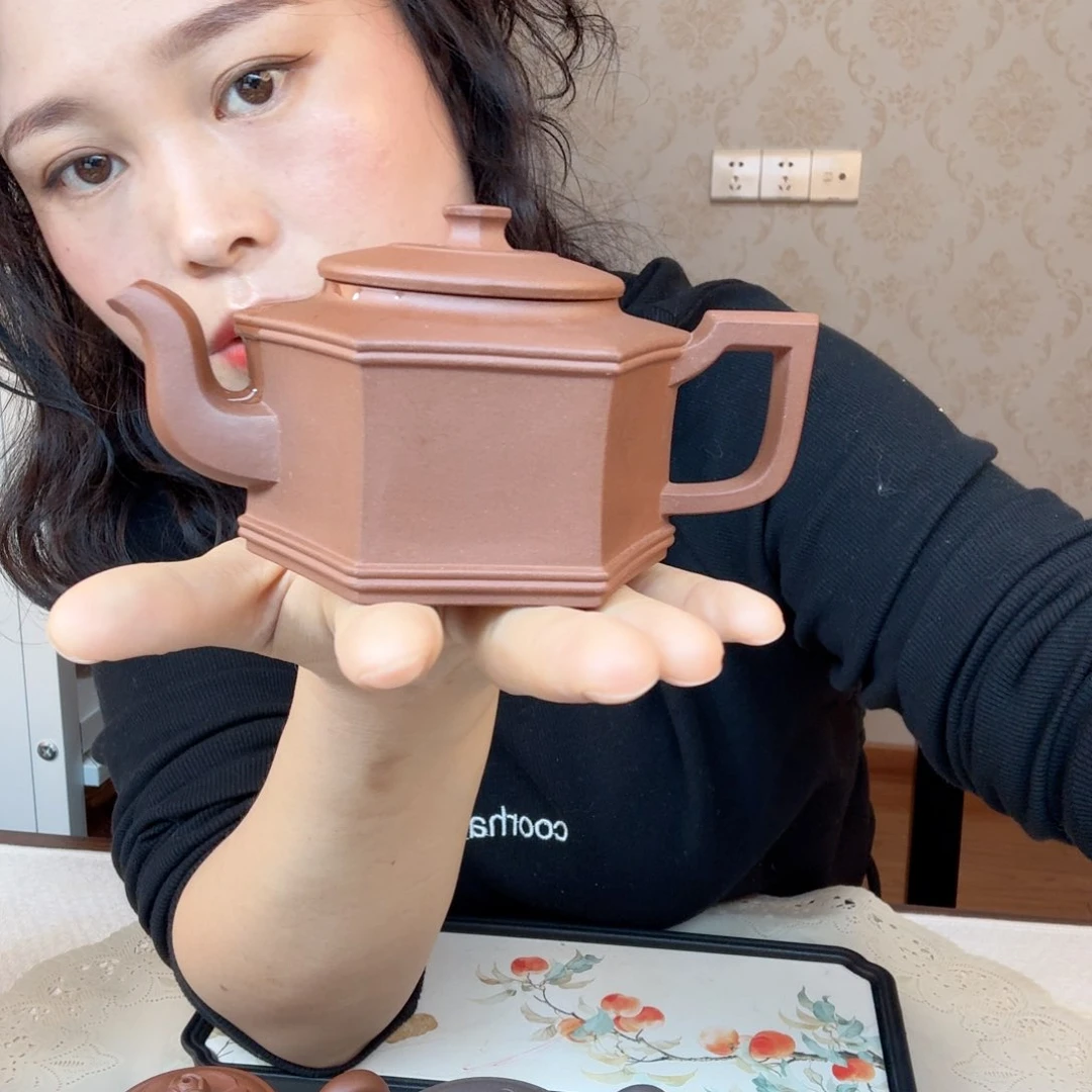 茶壶紫砂精工制作微暇