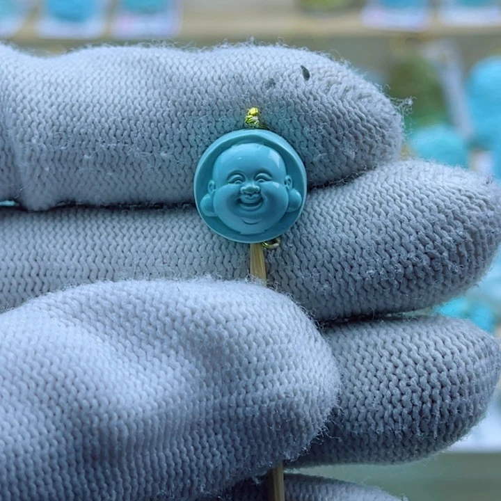 绿松石未镶嵌珠宝奇石