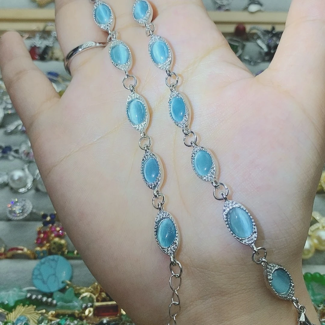 【闪购商品】银S925镶嵌耳饰托帕石