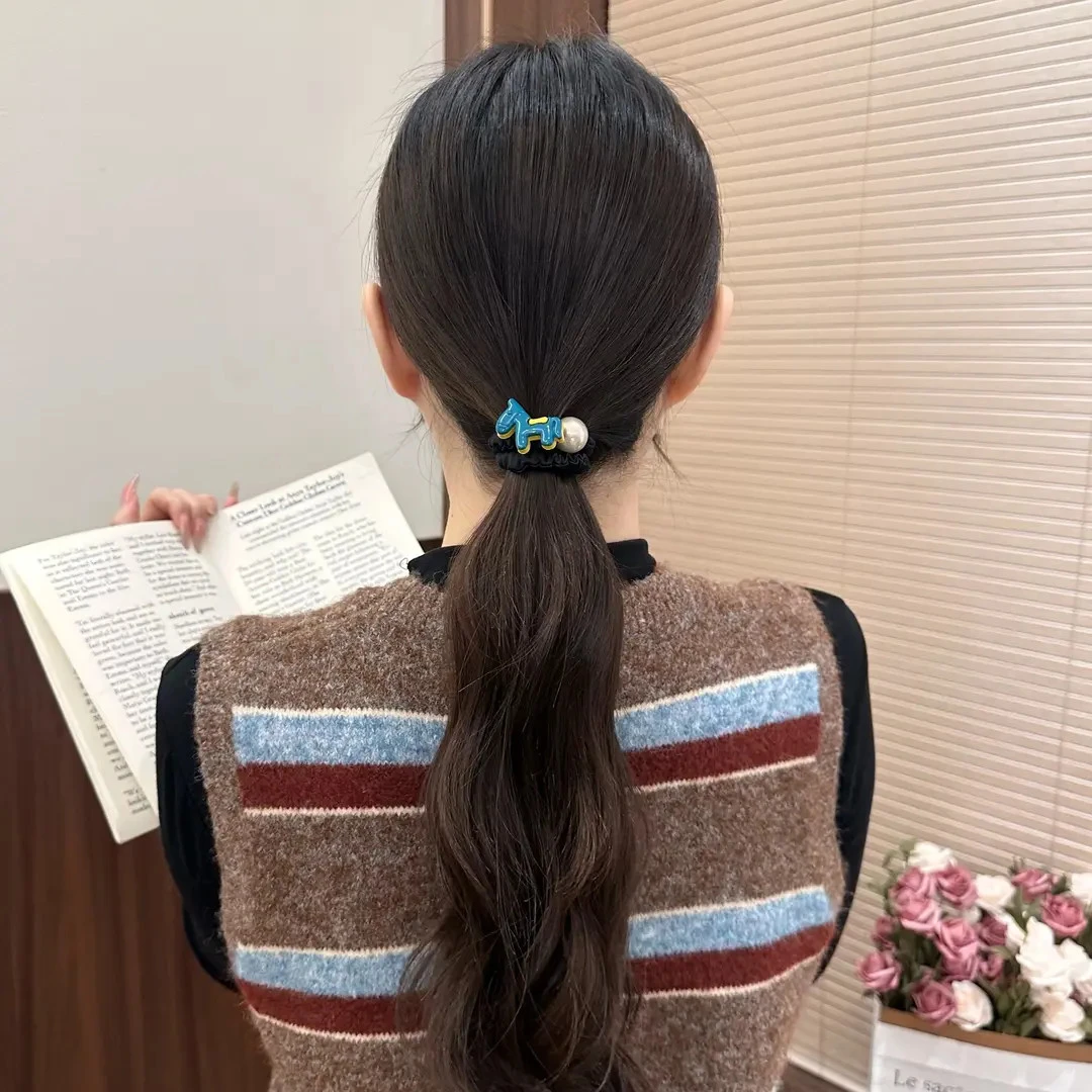 卡通小马珠子无痕牛奶丝发圈新款简约温柔扎发橡皮筋高弹力c商品图