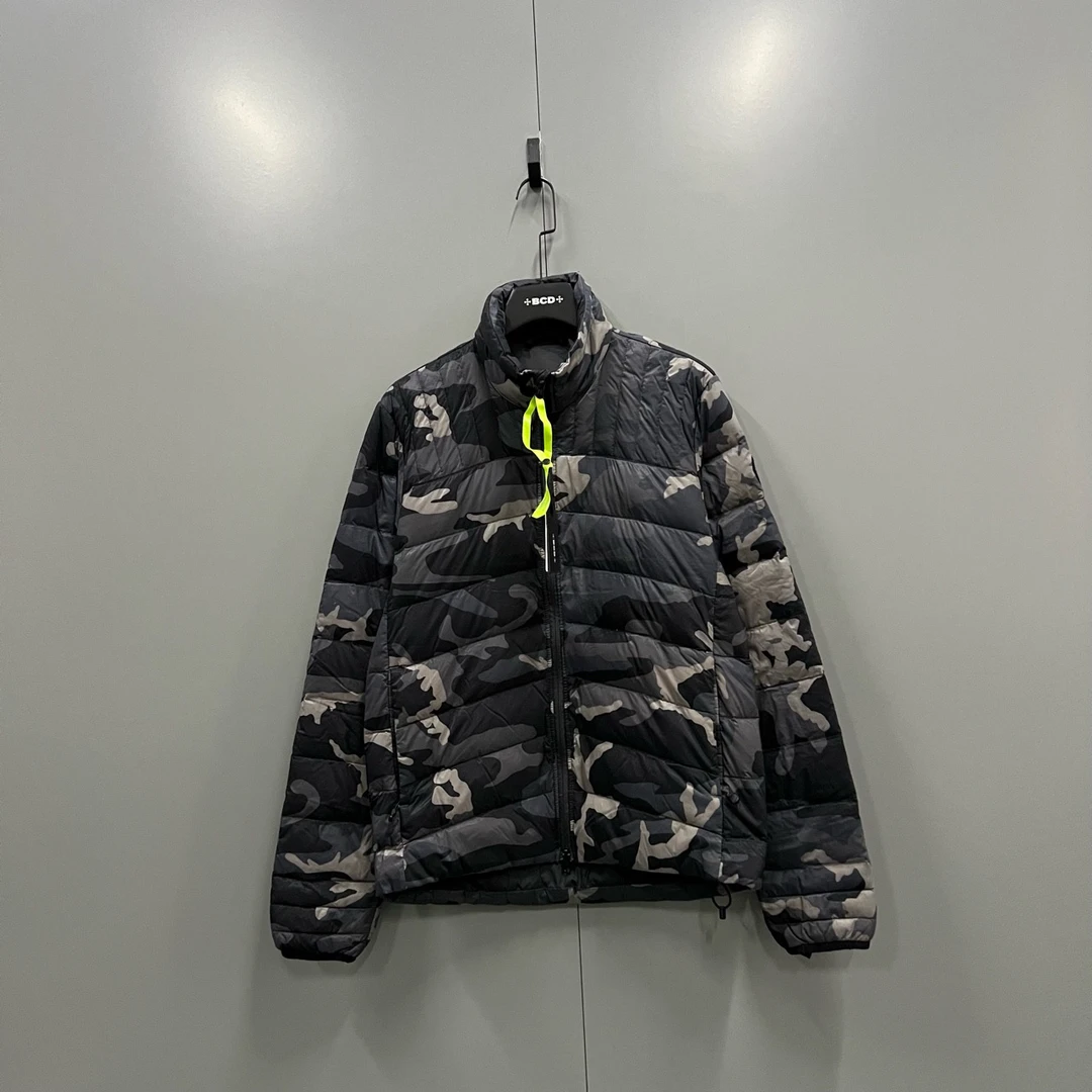 Canada Goose 加拿大鹅 迷彩羽绒服 M码/95新/9000/jc601541