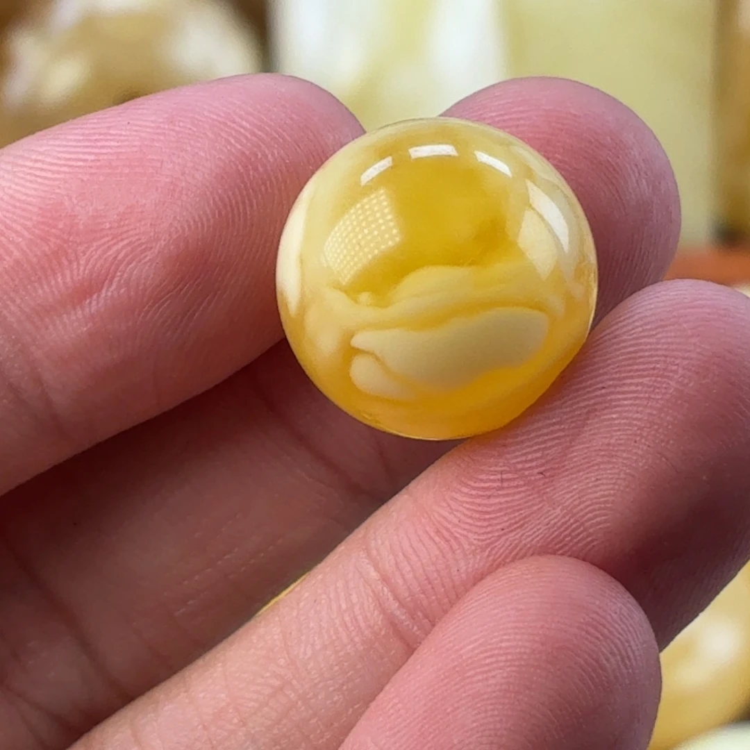 裸石琥珀未镶嵌17mm