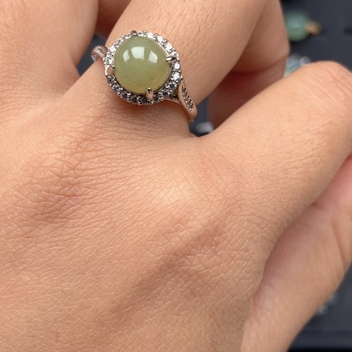 翡翠未镶嵌戒指戒指