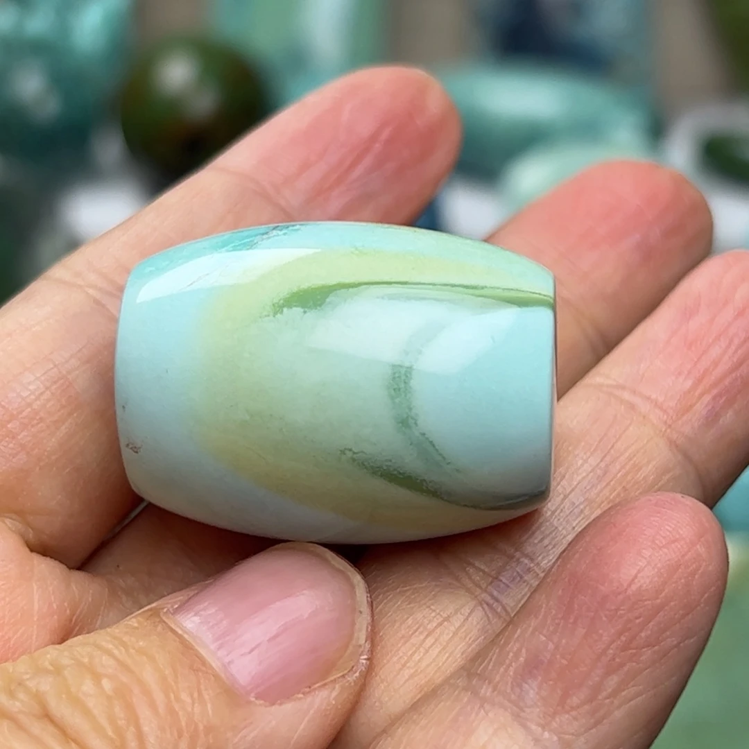 绿松石未镶嵌天然原矿绿松石