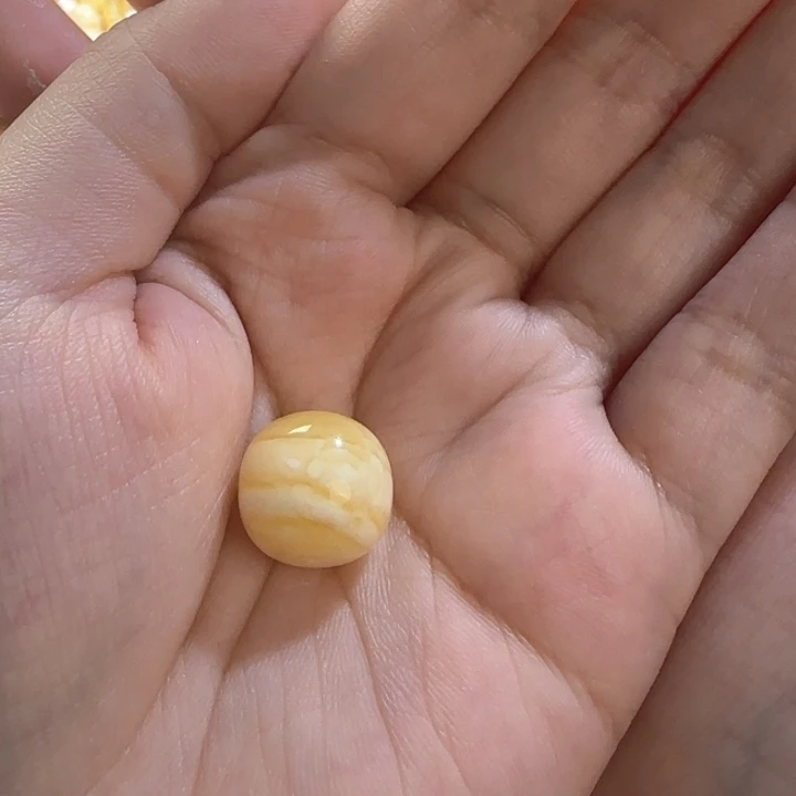 未镶嵌琥珀裸石铭**酒老型