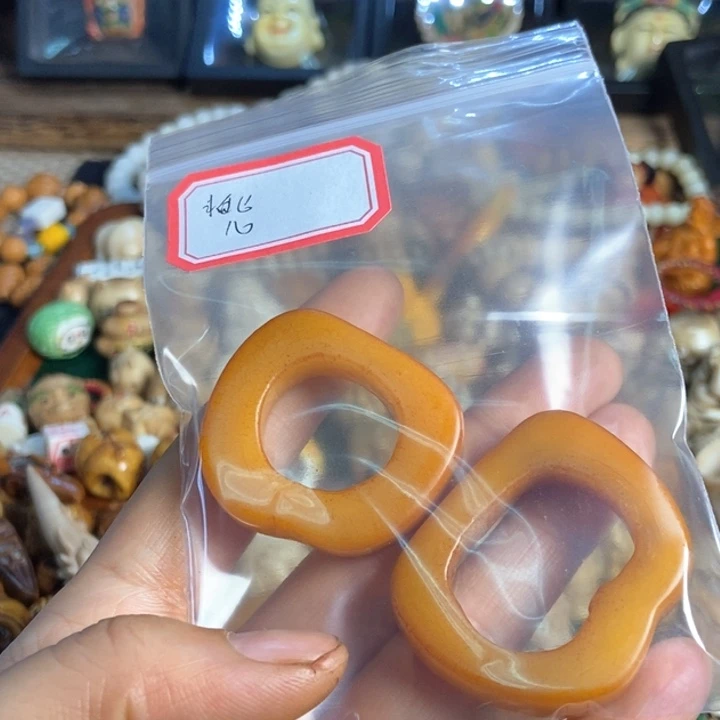 兠**菀配饰牦牛骨跑环2个