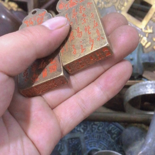 农***花闪电购铜摆件工艺品