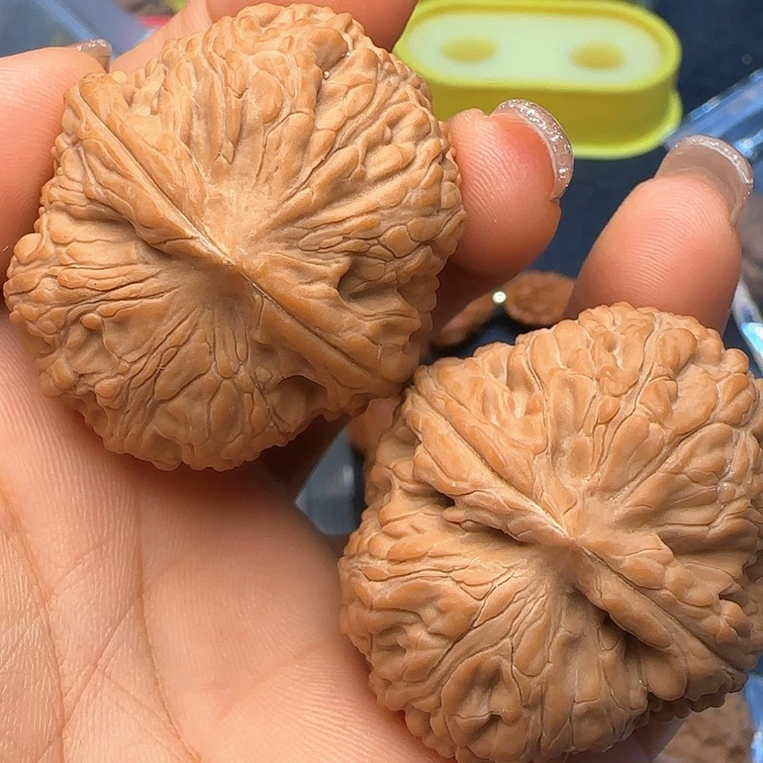 吊坠文玩核桃41全品滚石