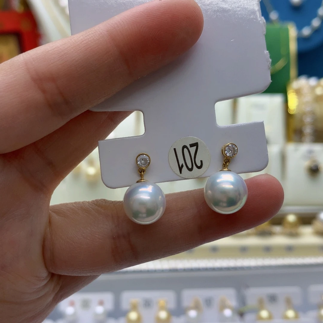 耳饰18K金镶嵌淡水珍珠