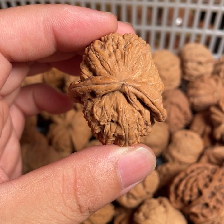 文玩核桃把件中***家核桃