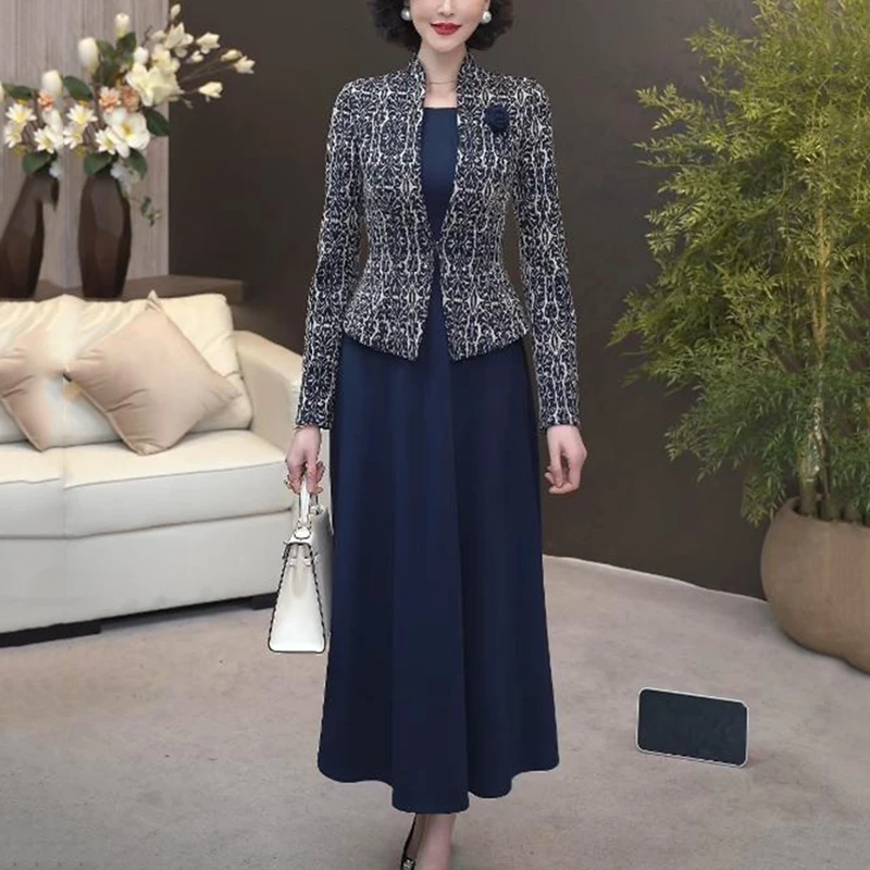 休闲风常规连衣裙女春秋季韩版洋气蕾丝秋装百搭长款设计感长裙