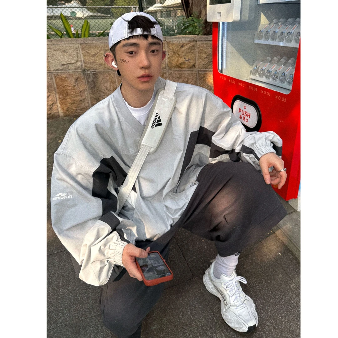 Aurocean 体院学弟套头尼龙外套 复古运动撞色拼接冲锋卫衣