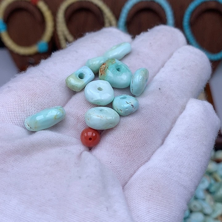 憨***贝南红玛瑙未镶嵌珠宝奇石