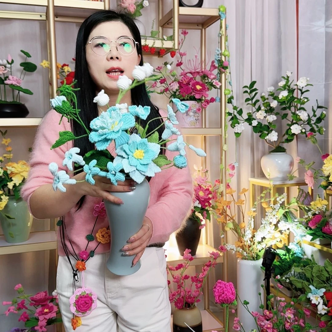 手工钩织设计花束