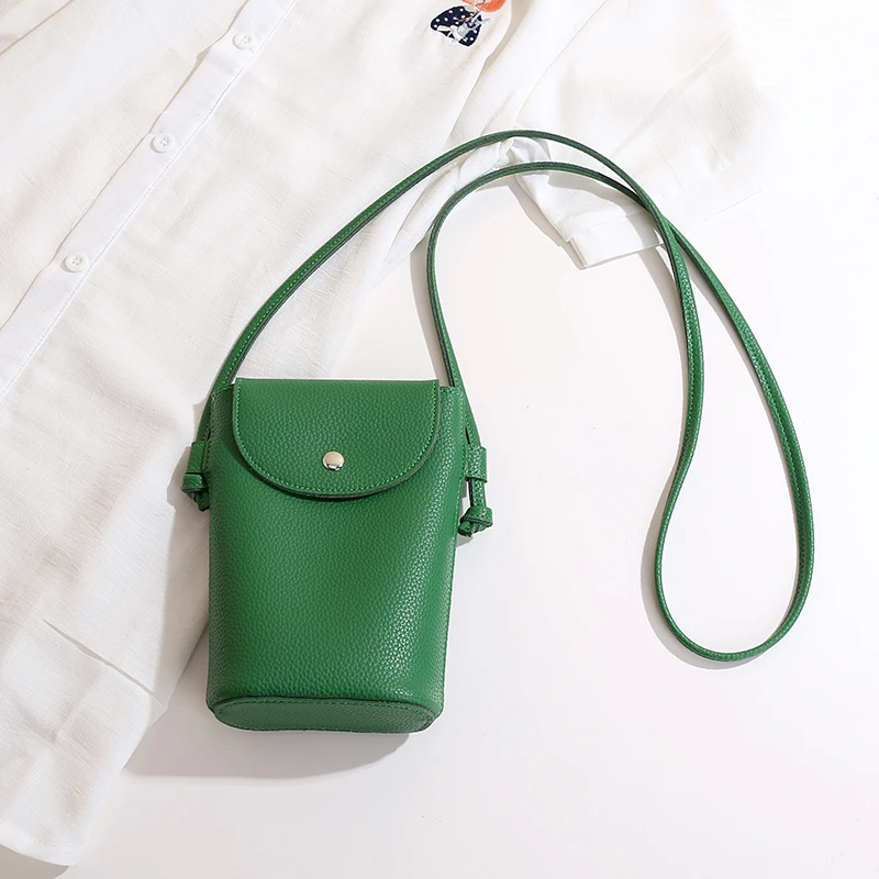 今年流行纯色斜挎式手机袋可调节手机包网红时尚小包包单肩小清新