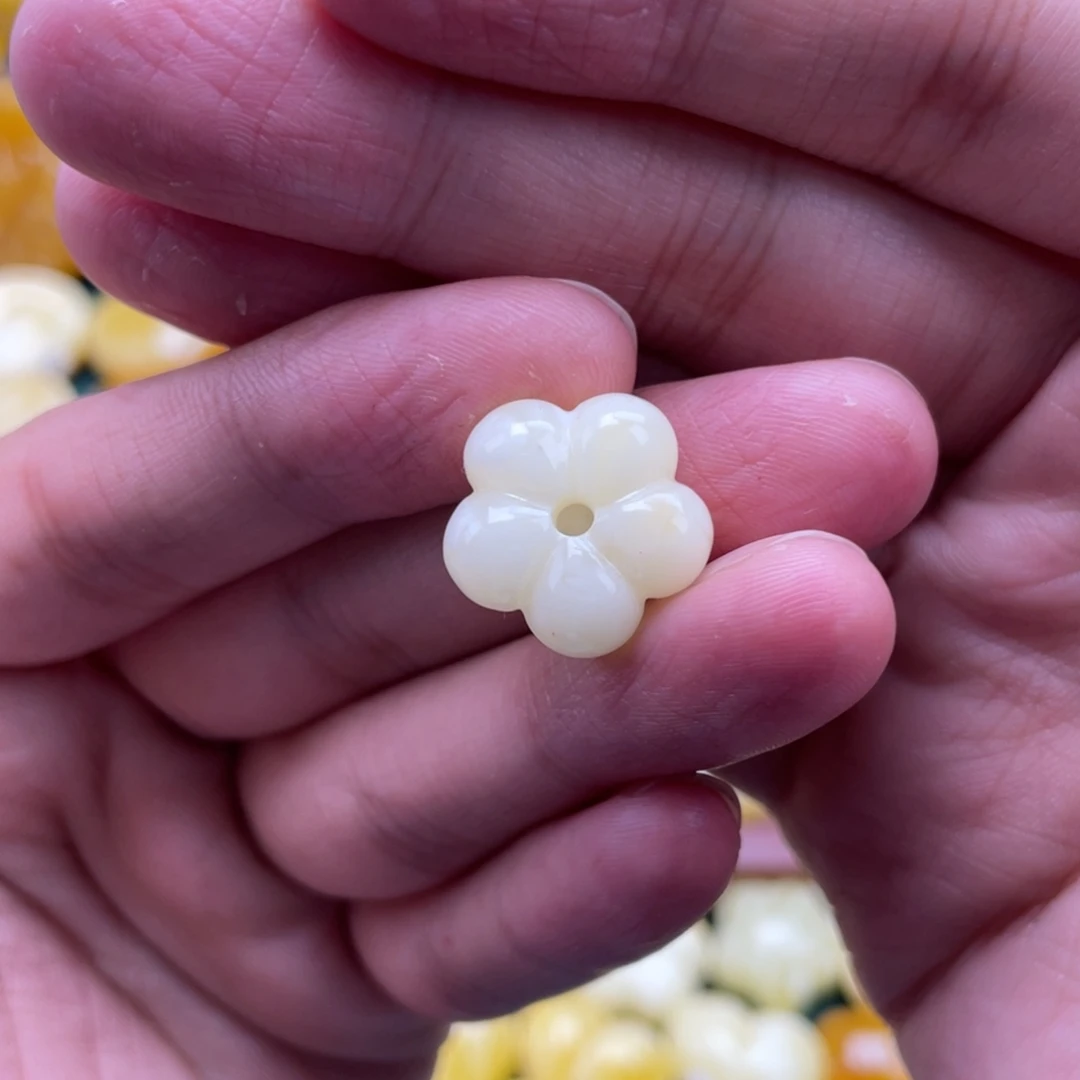 琥珀未镶嵌裸石蜜蜡