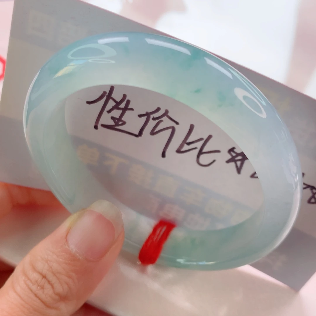 未镶嵌手镯（贵妃镯）翡翠新品强推