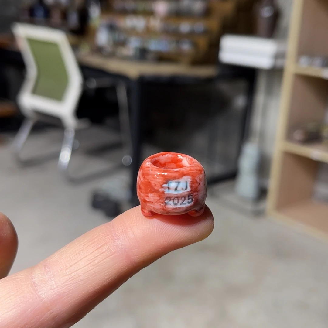 内口1外高1厘米左右