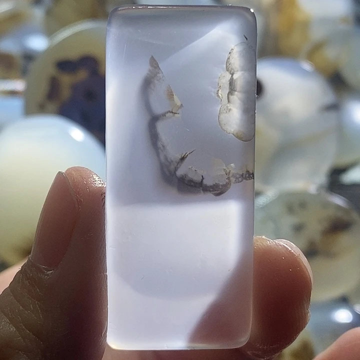 未镶嵌颈饰玛瑙/玉髓梦**裳