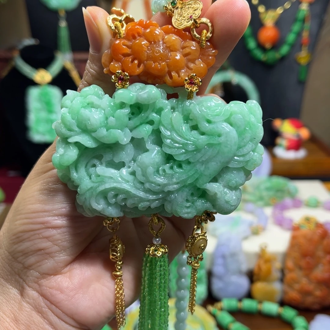翡翠未镶嵌颈饰天然翡翠