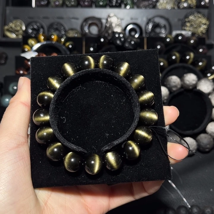 一***间黑曜岩未镶嵌珠宝奇石