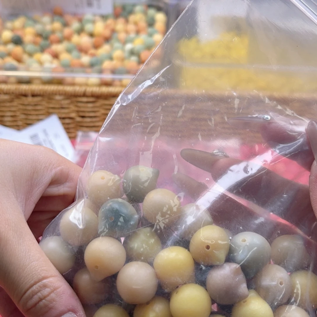 白玉菩提吊坠z16mm22颗。