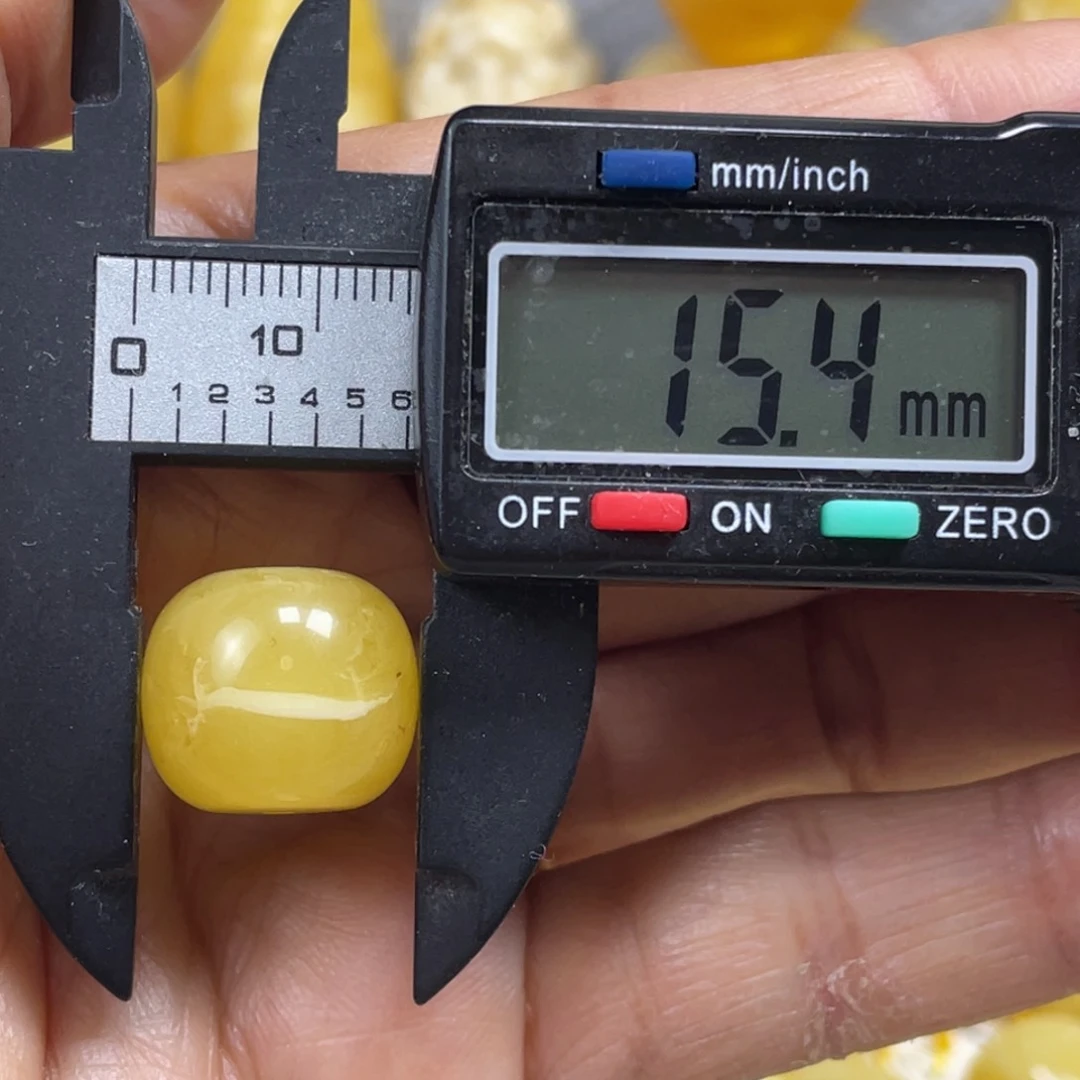 【闪购商品】裸石蜜蜡未镶嵌38杂