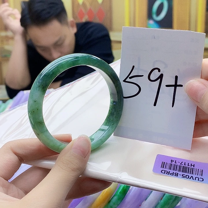 翡翠未镶嵌手镯00……
