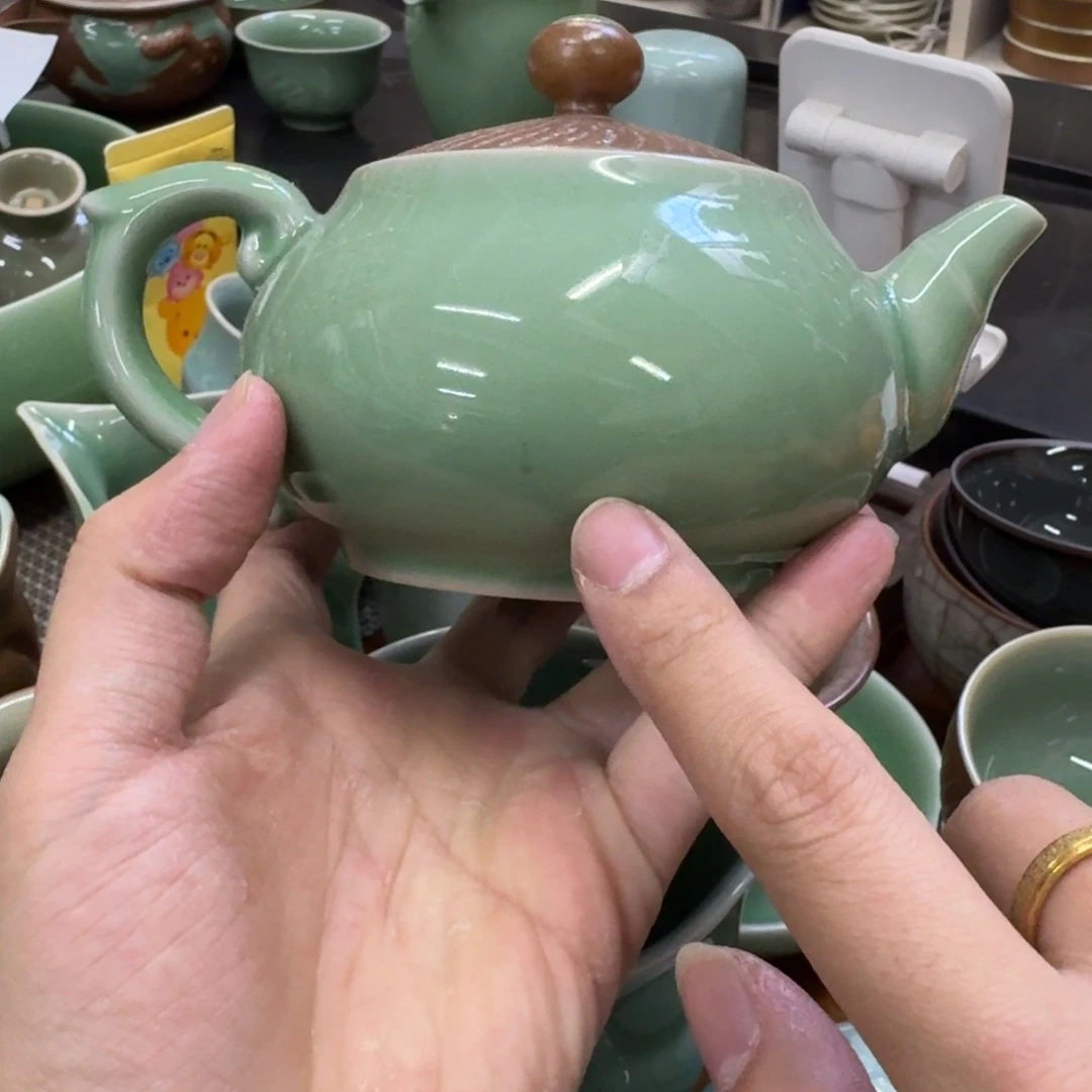 龙泉青瓷茶具微瑕6472
